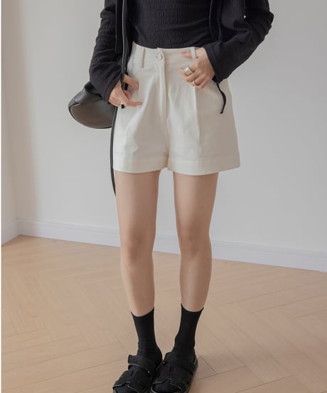 tucked high waist short pants　IR1382