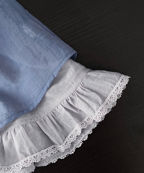 sheer layered frill blouse　　IR1675