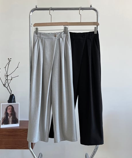 overlap tuck wide pants /2color　　IR1594