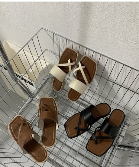【完売】cross thong sandals　　IR1365