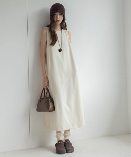 suede sleeveless one-piece /2color　IR1586