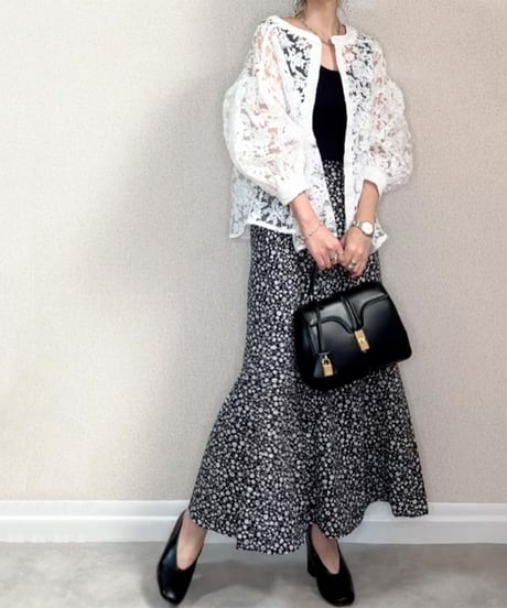 sheer lace lantern sleeve shirt　　IR1448