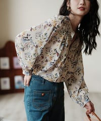 puff sleeve flower chiffon shirt　　IR1486
