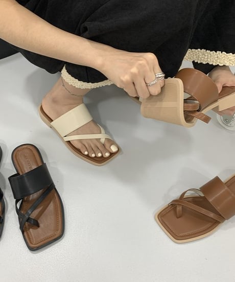 【完売】cross thong sandals　　IR1365