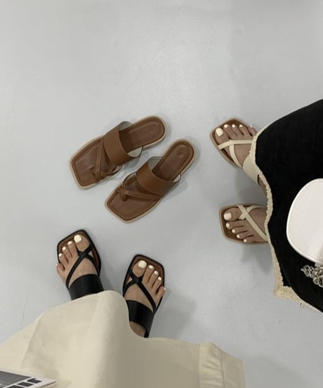 【完売】cross thong sandals　　IR1365