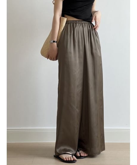 semi glossy wide pants　　IR1441