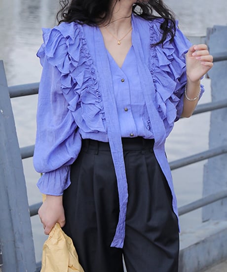 volume frill design blouse　　IR1436