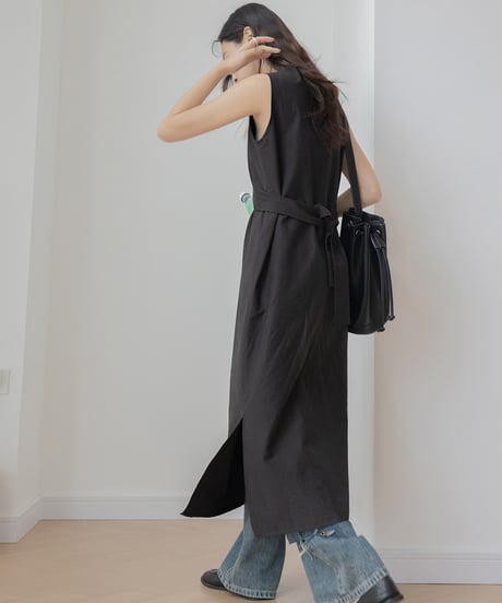 back ribbon sleeveless onepiece　　IR1387