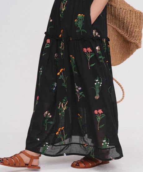 flower embroidery one piece　　IR1453