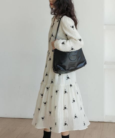 floral embroidery one piece　　IR1622