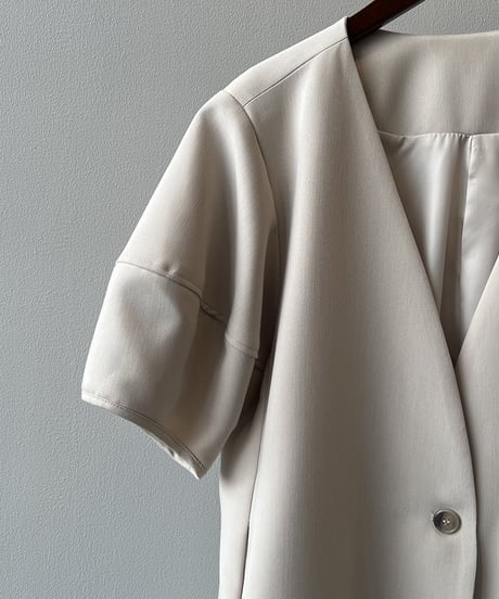 short puff sleeve jacket  /2color　　IR1615