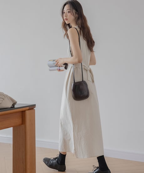 back ribbon sleeveless onepiece　　IR1387