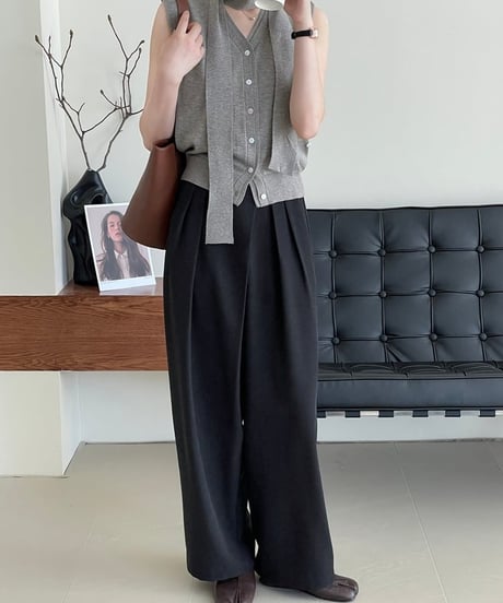 overlap tuck wide pants /2color　　IR1594