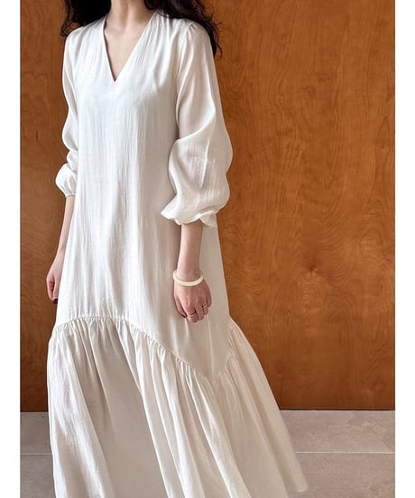 v-neck hem flare onepiece /2color　　IR1591