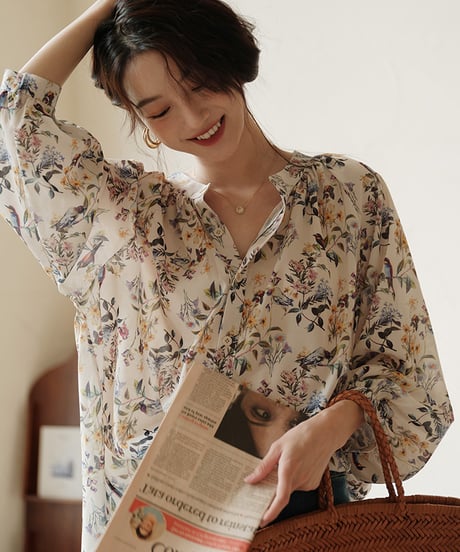 puff sleeve flower chiffon shirt　　IR1486