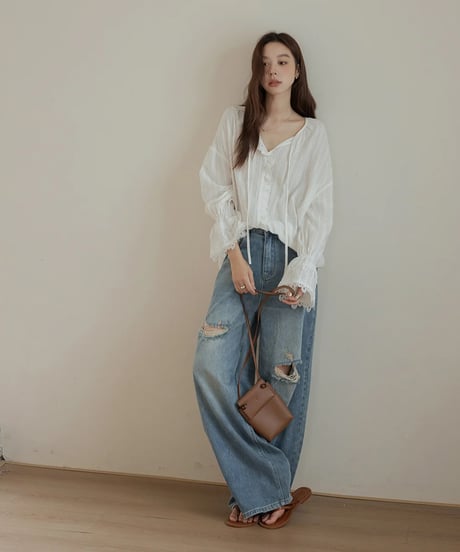 lace flare sleeve blouse　　IR1668