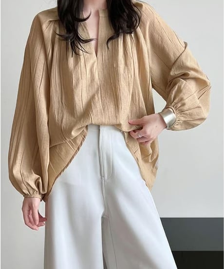 Tuck design volume sleeve blouse /2color　　IR1631