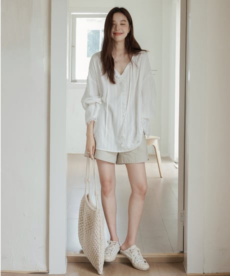 lace flare sleeve blouse　　IR1668