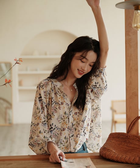 puff sleeve flower chiffon shirt　　IR1486