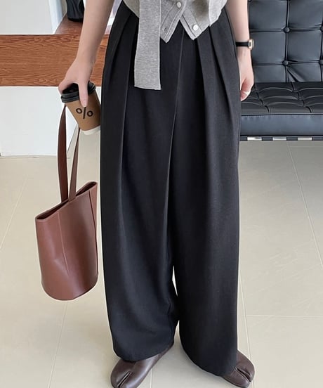 overlap tuck wide pants /2color　　IR1594