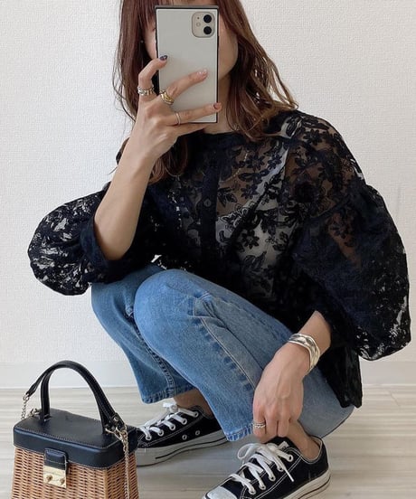 sheer lace lantern sleeve shirt　　IR1448