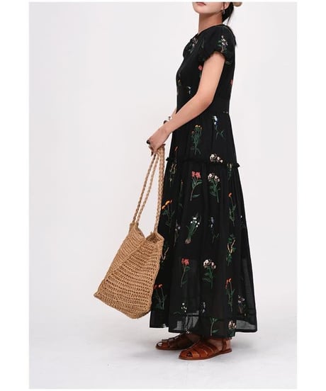 flower embroidery one piece　　IR1453
