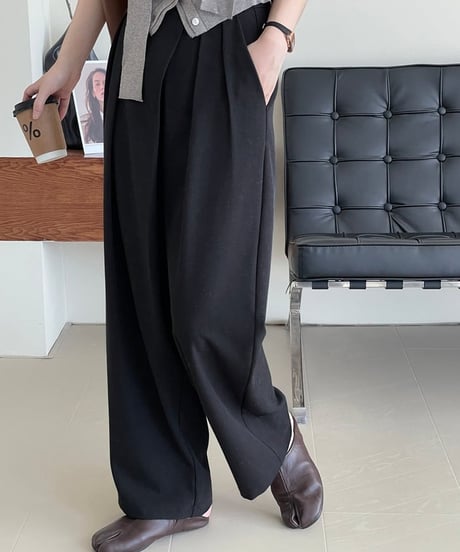 overlap tuck wide pants /2color　　IR1594