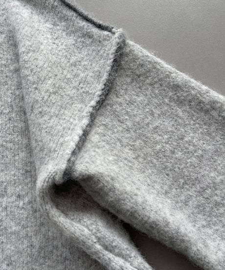 stitched design round neck sweater /2color　　IR1552