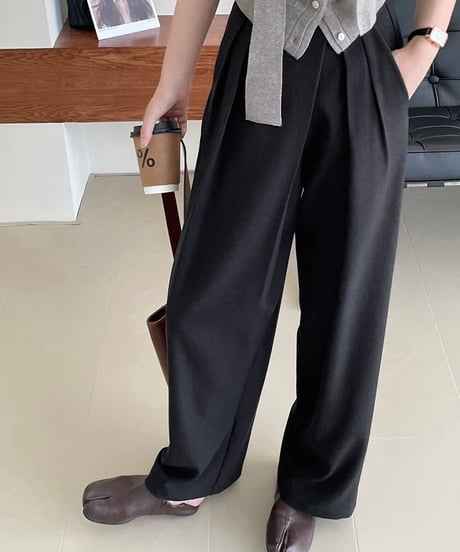 overlap tuck wide pants /2color　　IR1594