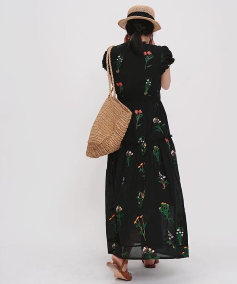 flower embroidery one piece IR1453 | irumoon