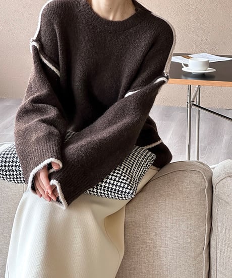 stitched design round neck sweater /2color　　IR1552