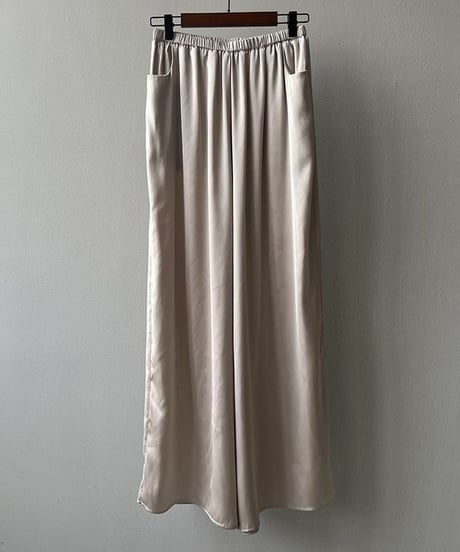 semi glossy wide pants　　IR1441