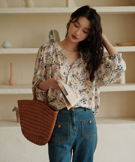 puff sleeve flower chiffon shirt　　IR1486