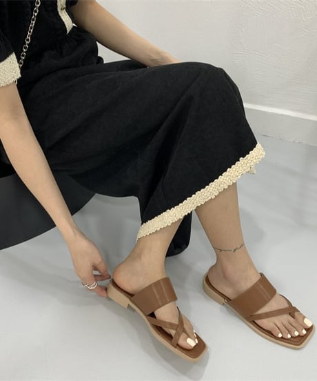 【完売】cross thong sandals　　IR1365