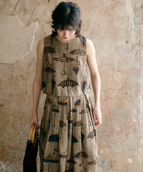 retro print sleeveless + pleated skirt　　IR1357