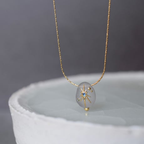 彼は誰時 |  necklace