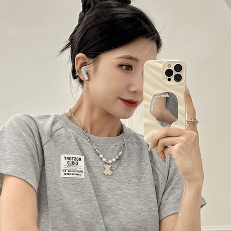 Peel mirror case