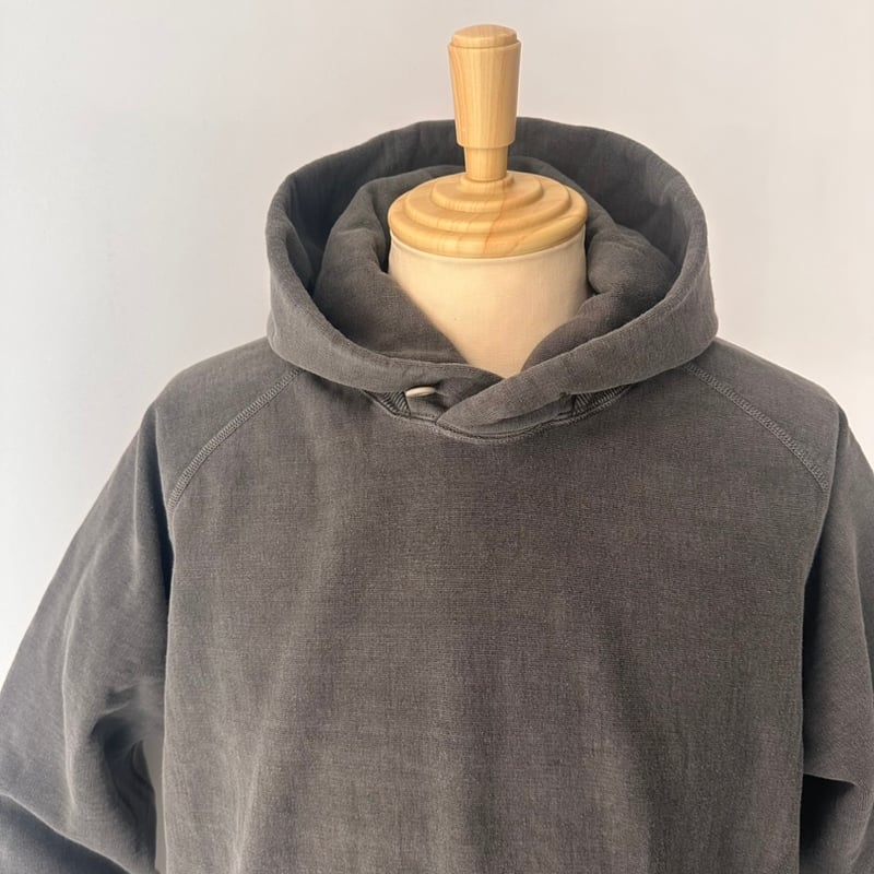 BRU NA BOINNE / キャバリンスタンディングパーカー(GREY) | weaver