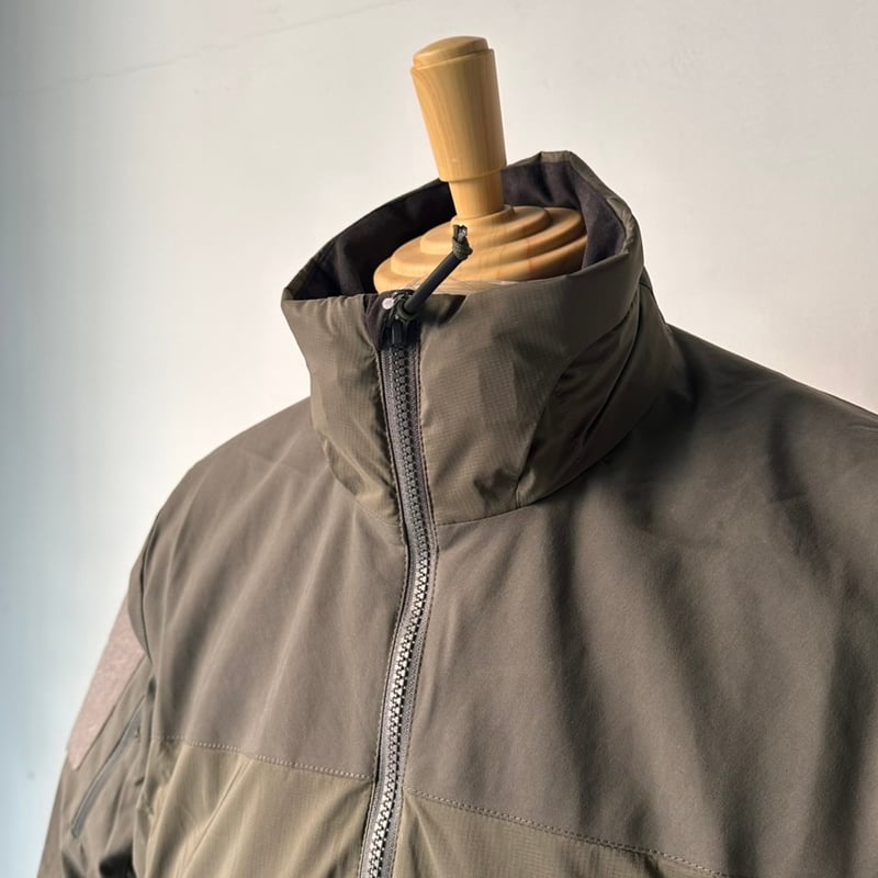 TILAK / VERSO MiG JACKET (KHAKI) | weaver