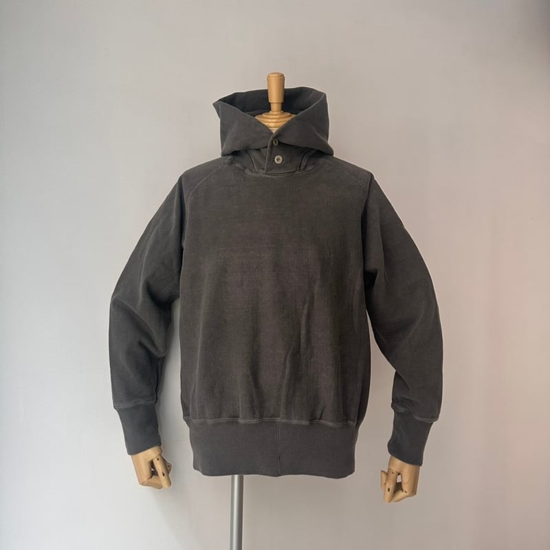 BRU NA BOINNE / キャバリンスタンディングパーカー(GREY) | weaver