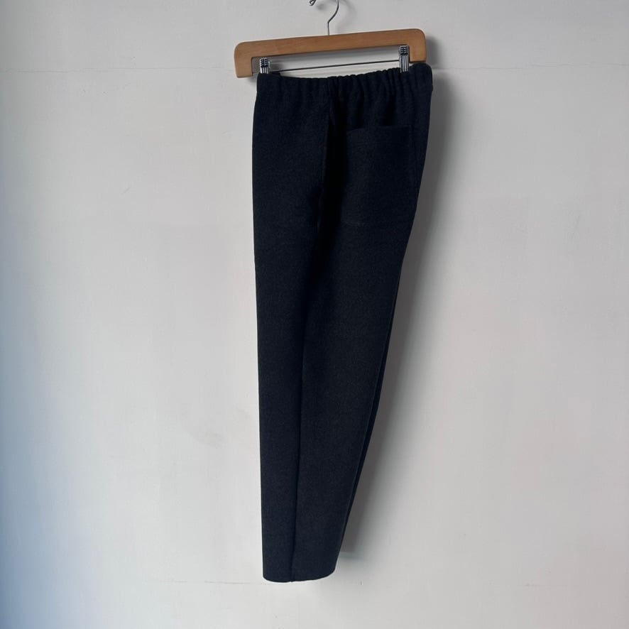 BRU NA BOINNE / スラッピンパンツ2号 (CHARCOAL) | weaver