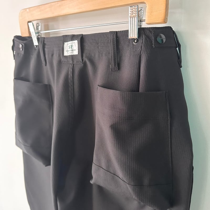 SASSAFRAS / OVERGROWN FATIGUE PANTS 1/2 (BLACK)