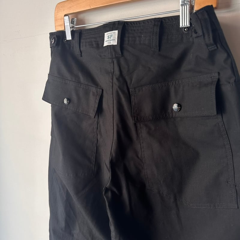 SASSAFRAS F.S. CULTIVATOR PANTS (BLACK) | weaver