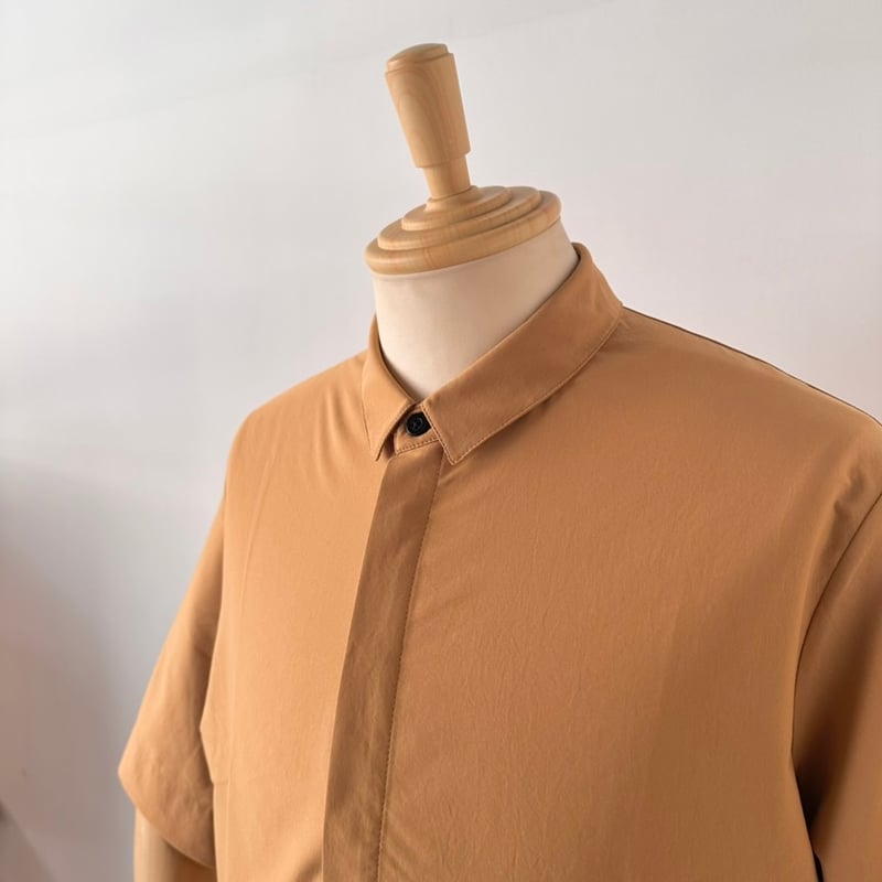 Houdini ベージュ 長袖シャツ S HOUDINI / COSMO SHIRT (SAND DUNE) | weaver