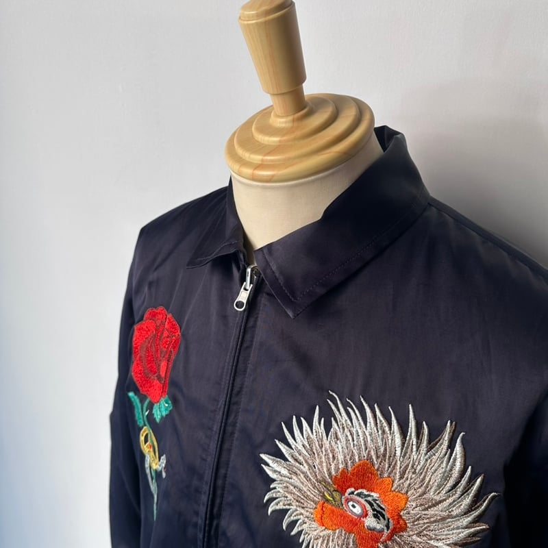 BRU NA BOINNE / CHICKEN HEART JUMPER (NAVY) | w