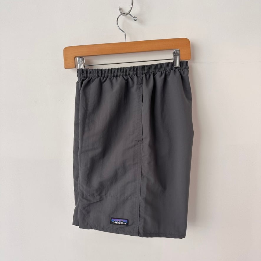 Patagonia Baggies Longs 7インチ チャコールグレー L PATAGONIA / M's BAGGIES LONGS 7INCH (FORGE GRAY