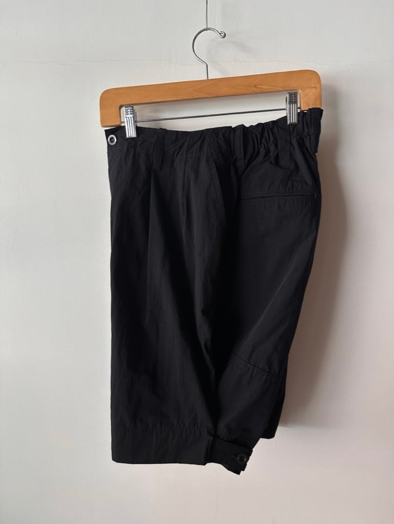 BRU NA BOINNE / GYOMO SHORTS (NAVY) | weaver