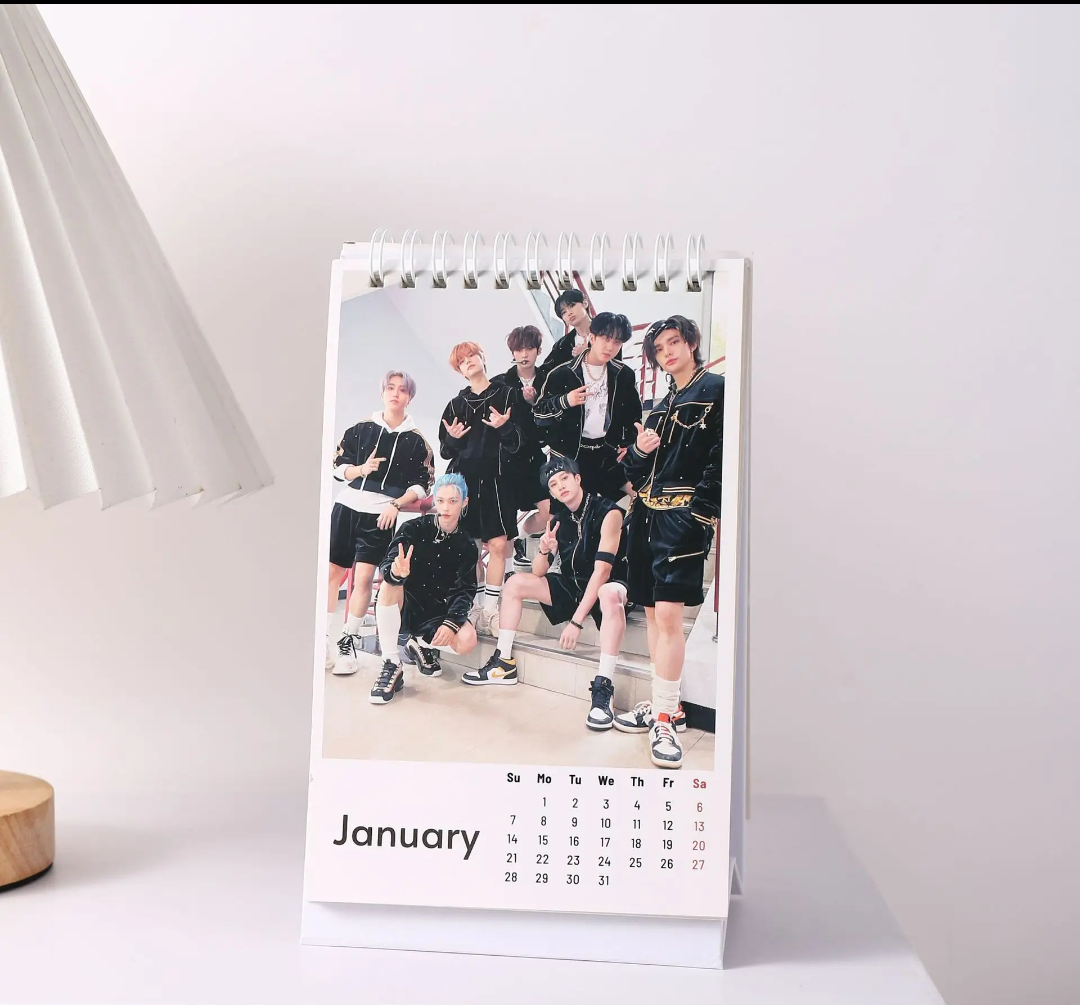 Straykids カレンダー 2024 StrayKidsデスクカレンダー | SARANG STORE
