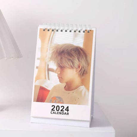 2024 BTS TAEHYUNGデスクカレンダー