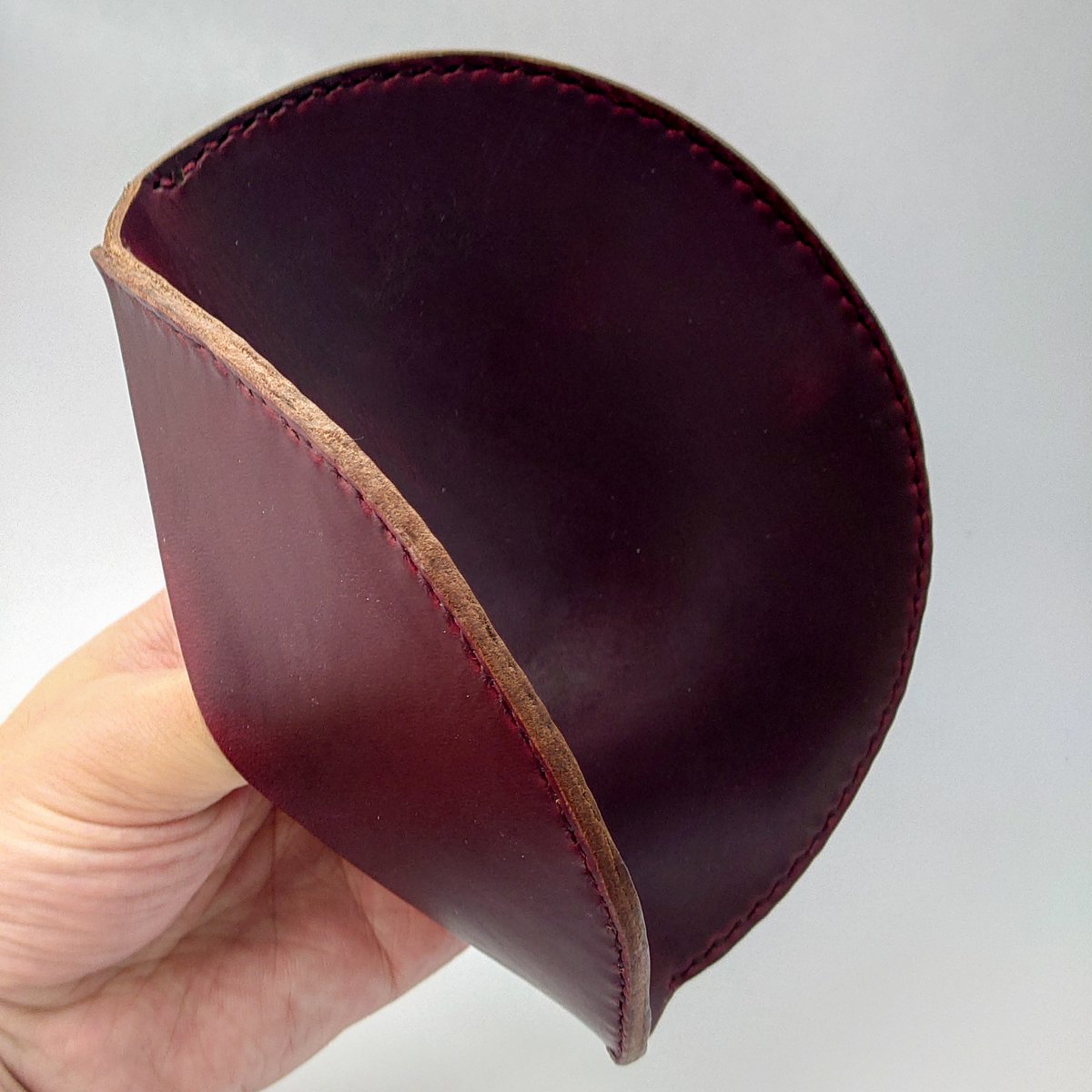 大きな革の鍋つかみ＆鍋敷き　２枚セット 鍋つかみになる鍋敷き | 革の